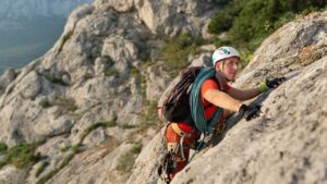 Read more about the article Seguro viagem para esportes radicais: proteja-se durante a aventura