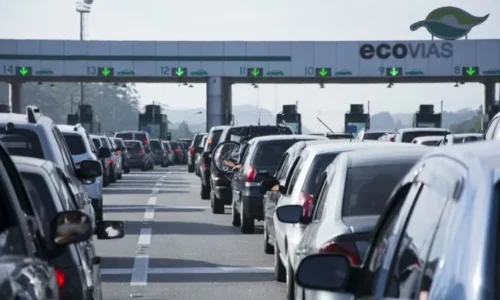 Mais pedágios e mais tráfego: por que seu seguro precisa proteger você contra acidentes nas estradas agora