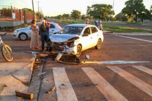 Read more about the article Golpes após acidentes de trânsito: como o seguro protege motoristas de fraudes e prejuízos